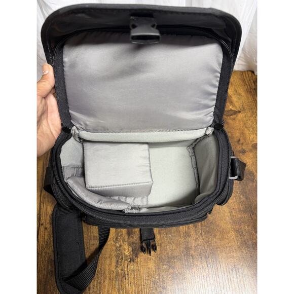 Sony LCS-U21 Protective Soft Carrying Case Cyber-Shot Alpha NEX Cameras Camcorde - Picture 4 of 10